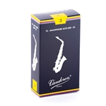 Vandoren Traditional Alto Saxophone Reeds #3, Box of 10